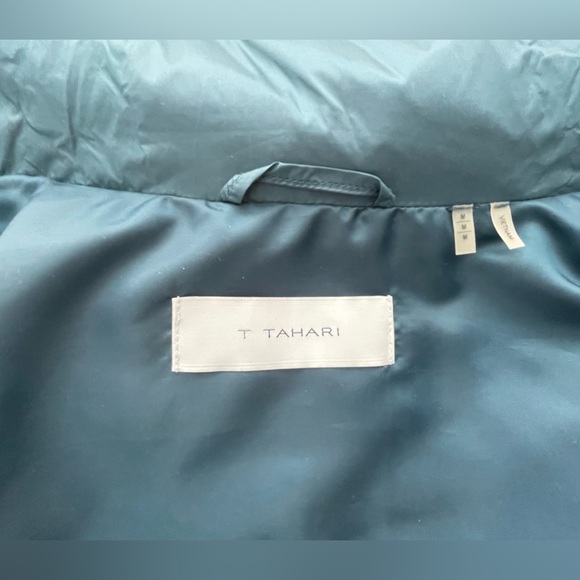 T Tahari Windbreaker Jacket Front Zipper with Hood Size M NWT - Picture 6 of 8